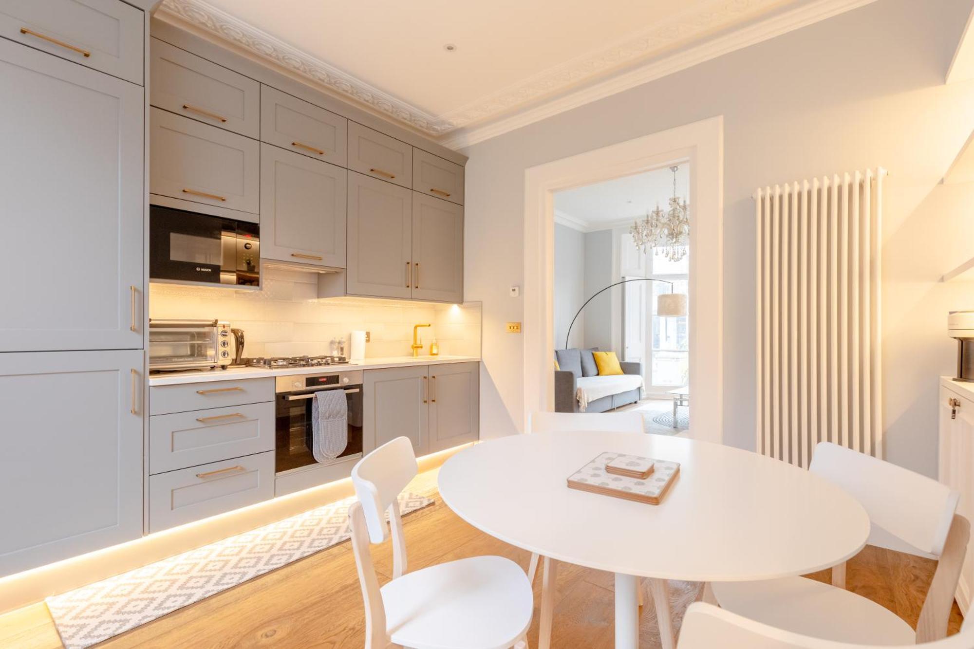 Elegant & Beautifully Presented 1bd Flat- Chelsea! * Londres
