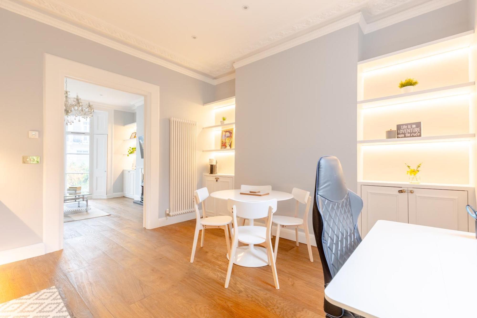 Appartement Elegant & Beautifully Presented 1bd Flat- Chelsea! *